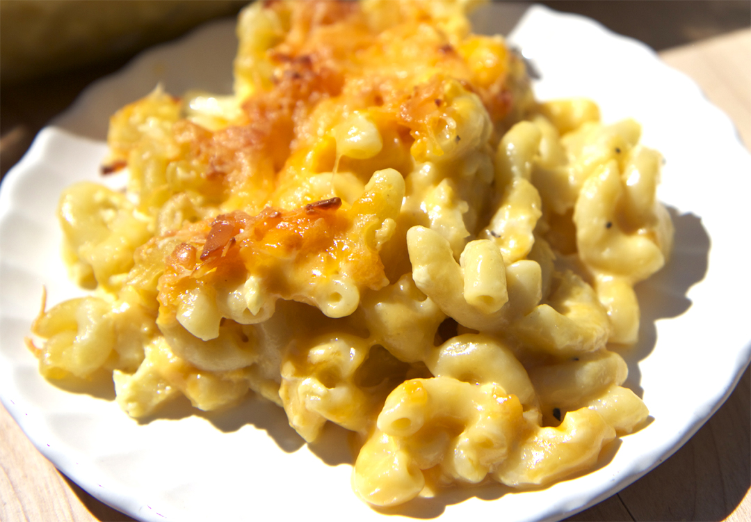 Whiskey Baked Macaroni Whiskey Baked Macaroni and cheese